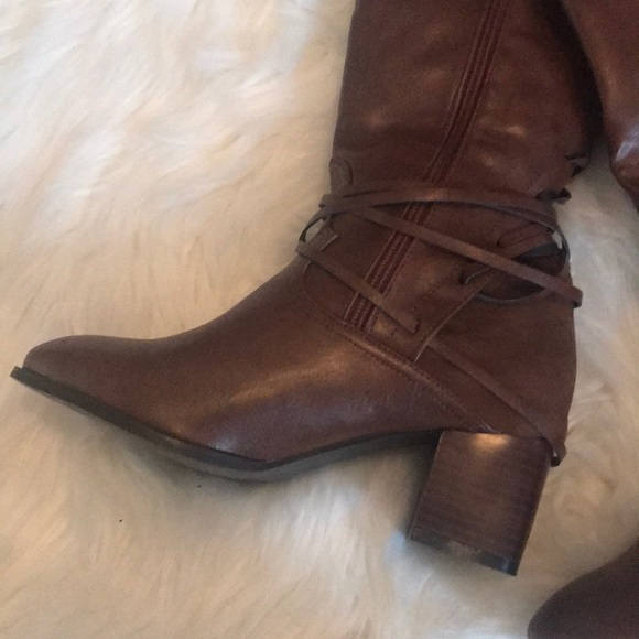 ❤️NEW LACE UP BOOTS❤️ - Picture 3 of 6